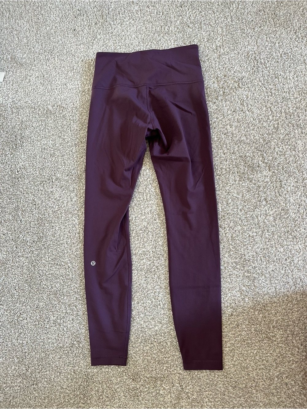 Women’s Lululemon Wunder Train High Rise Tight in Grape Thistle 28” - Picture 7 of 14